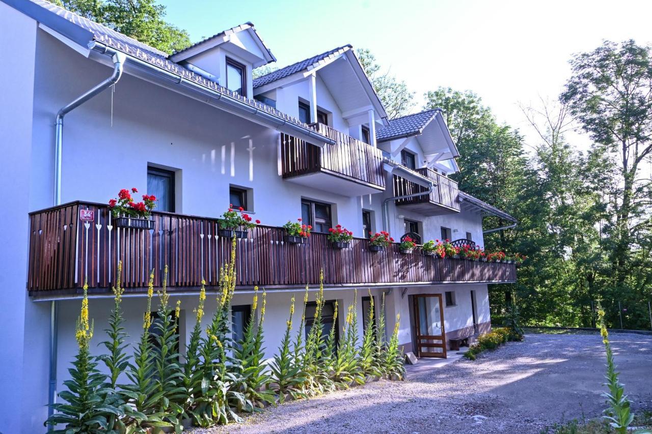 Sobe Grajska * Bled